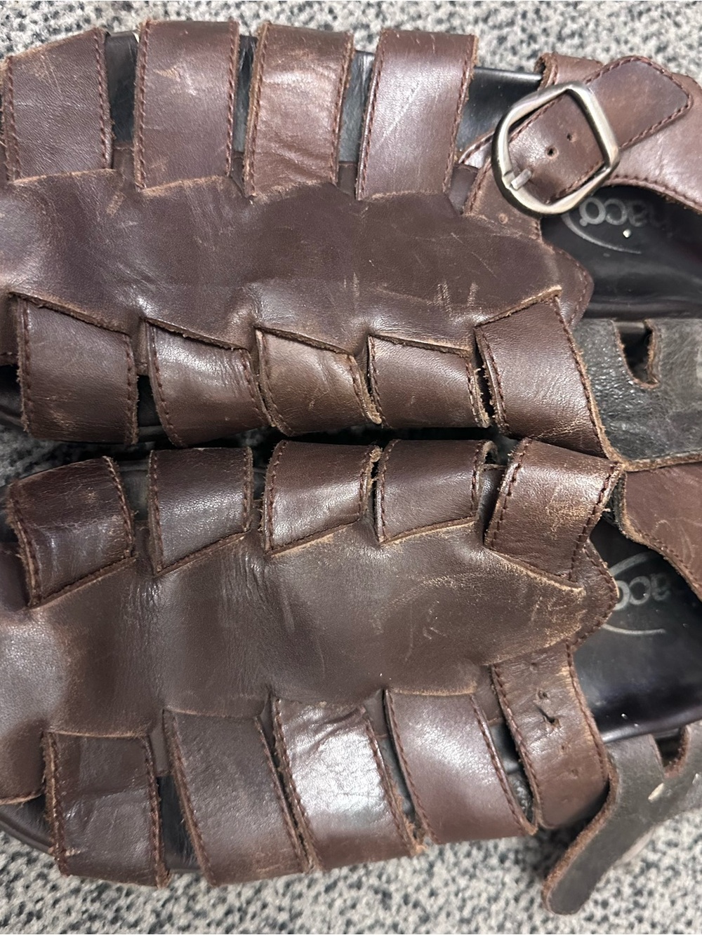 Chaco Cosmo Shock Point Brown Leather Fisherman Sandals made in Portugal 10
